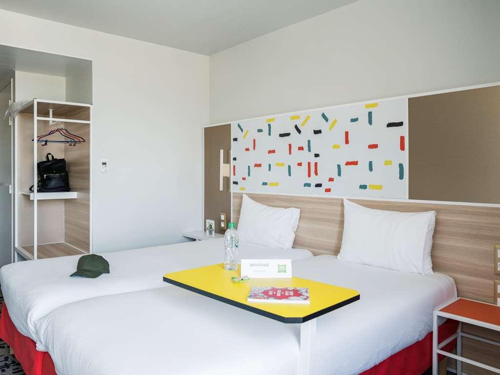 Ibis Styles Guyancourt Versailles Δωμάτιο φωτογραφία