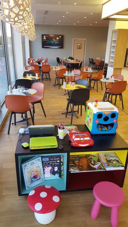 Ibis Styles Guyancourt Versailles Εξωτερικό φωτογραφία