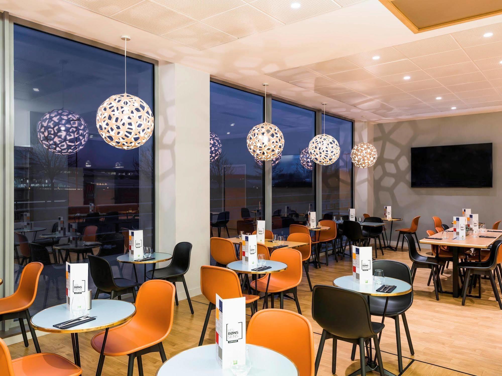 Ibis Styles Guyancourt Versailles Εξωτερικό φωτογραφία