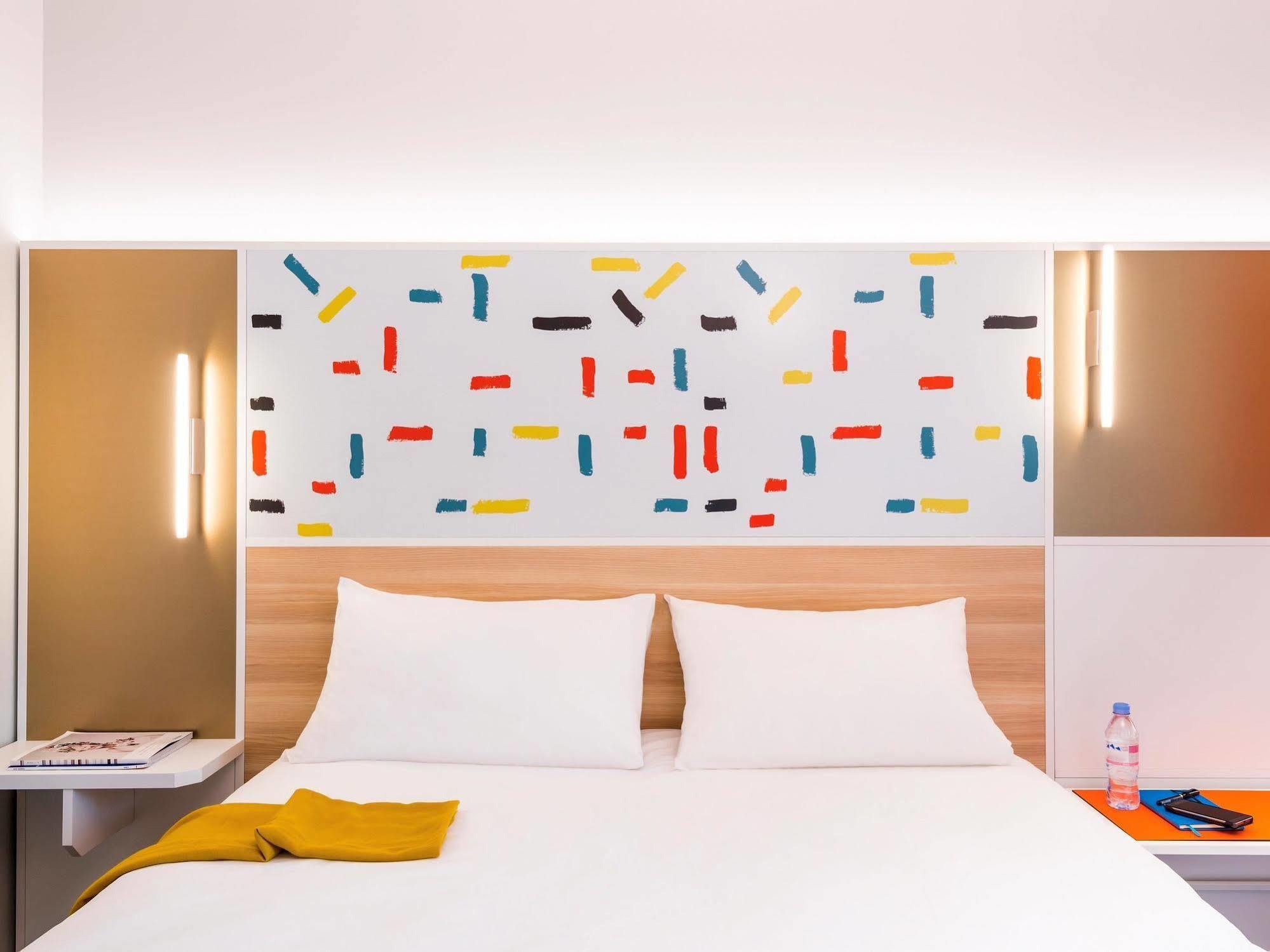 Ibis Styles Guyancourt Versailles Εξωτερικό φωτογραφία