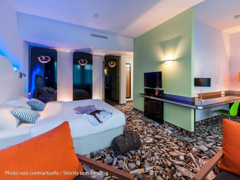 Ibis Styles Guyancourt Versailles Εξωτερικό φωτογραφία