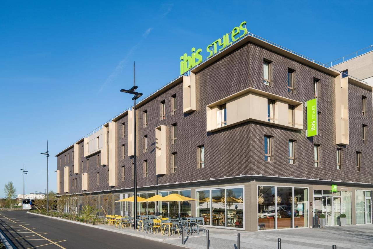 Ibis Styles Guyancourt Versailles Εξωτερικό φωτογραφία